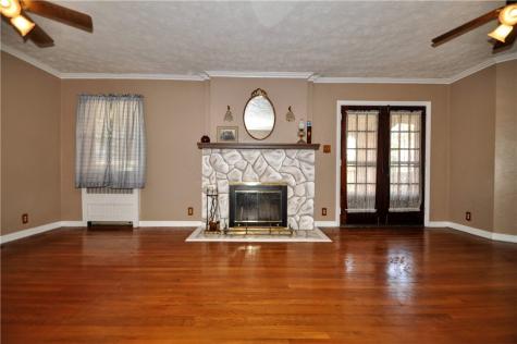 246 Center Avenue Elizabeth Township/boro PA 15037