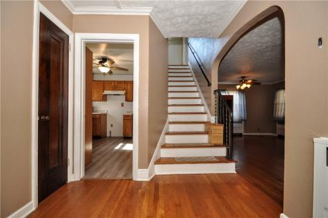 246 Center Avenue Elizabeth Township/boro PA 15037