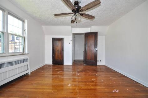 246 Center Avenue Elizabeth Township/boro PA 15037