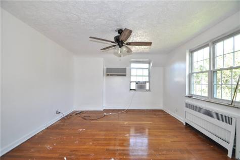 246 Center Avenue Elizabeth Township/boro PA 15037