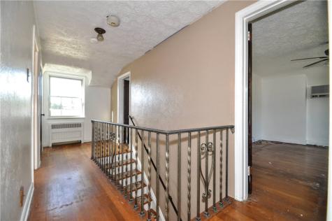 246 Center Avenue Elizabeth Township/boro PA 15037