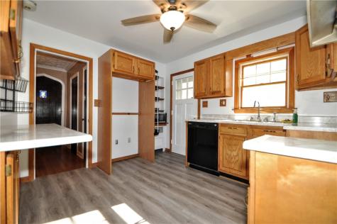 246 Center Avenue Elizabeth Township/boro PA 15037