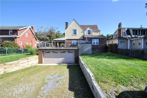 246 Center Avenue Elizabeth Township/boro PA 15037