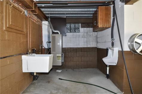 246 Center Avenue Elizabeth Township/boro PA 15037