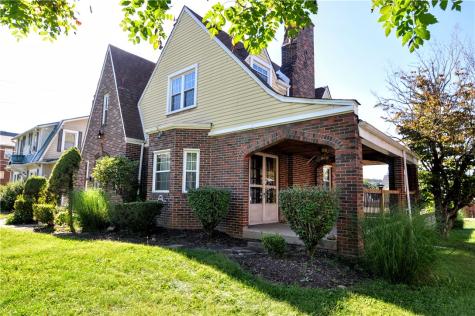 246 Center Avenue Elizabeth Township/boro PA 15037