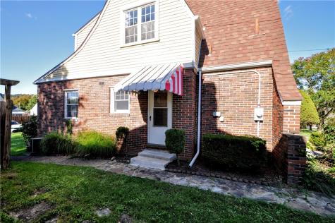 246 Center Avenue Elizabeth Township/boro PA 15037
