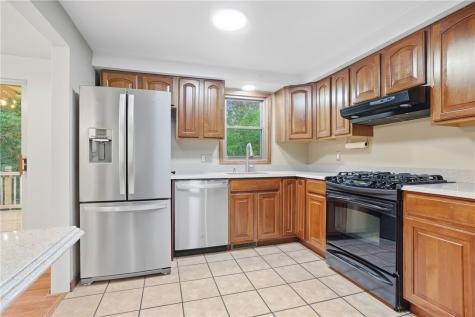 103 Seville Ross Township PA 15214