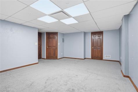 103 Seville Ross Township PA 15214