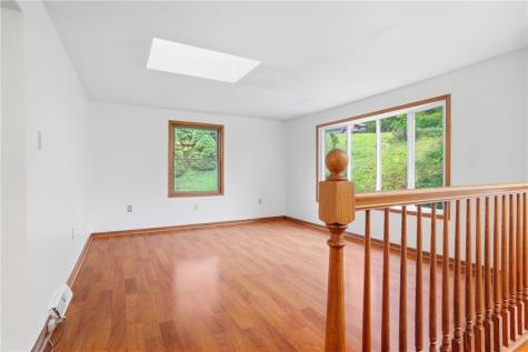 103 Seville Ross Township PA 15214