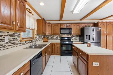 10 Whitetail Drive Chartiers PA 15301