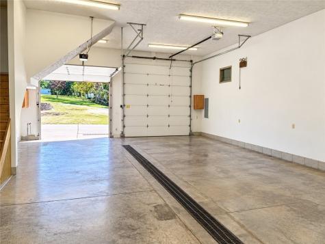 10 Whitetail Drive Chartiers PA 15301