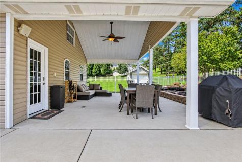 10 Whitetail Drive Chartiers PA 15301