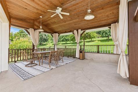 10 Whitetail Drive Chartiers PA 15301