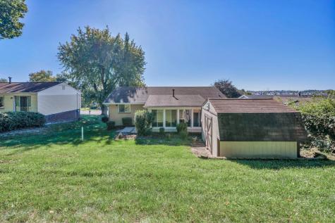 107 Connie Park Drive Kennedy Township PA 15136