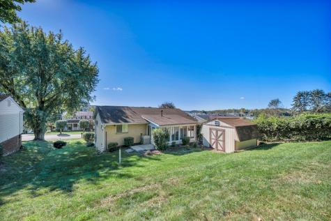 107 Connie Park Drive Kennedy Township PA 15136