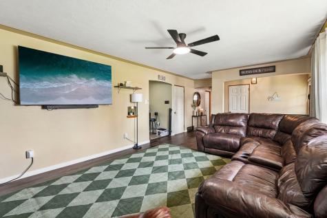 228 Walnut Street Chartiers PA 15342
