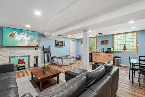 228 Walnut Street Chartiers PA 15342
