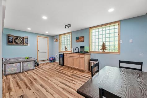 228 Walnut Street Chartiers PA 15342
