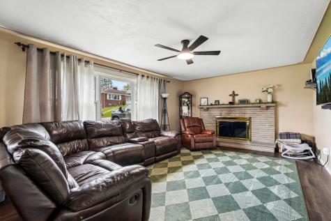 228 Walnut Street Chartiers PA 15342