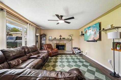 228 Walnut Street Chartiers PA 15342