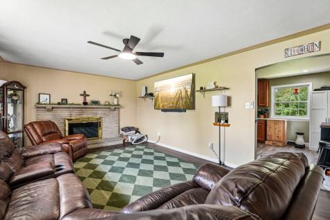 228 Walnut Street Chartiers PA 15342