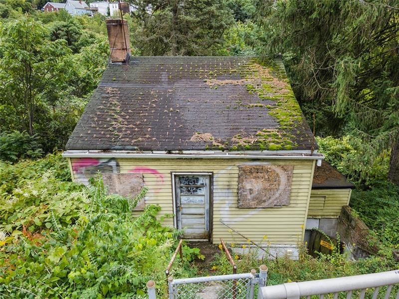 1047 Arlington Avenue Arlington PA 15203
