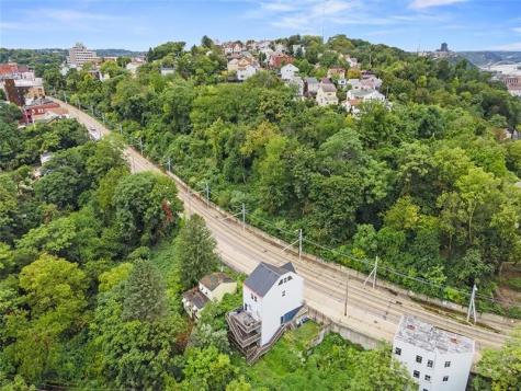 1047 Arlington Avenue Arlington PA 15203