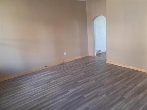 16 Cuyler Avenue Jeannette PA 15644