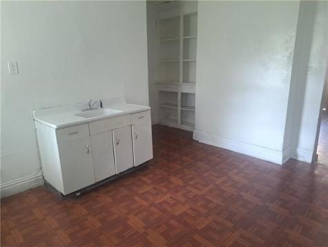 16 Cuyler Avenue Jeannette PA 15644
