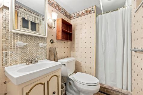 121 Oak Hill Drive South Strabane PA 15301