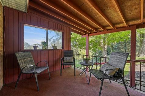 121 Oak Hill Drive South Strabane PA 15301