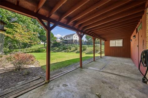 121 Oak Hill Drive South Strabane PA 15301