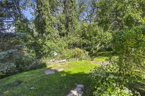 121 Oak Hill Drive South Strabane PA 15301