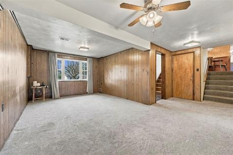 121 Oak Hill Drive South Strabane PA 15301
