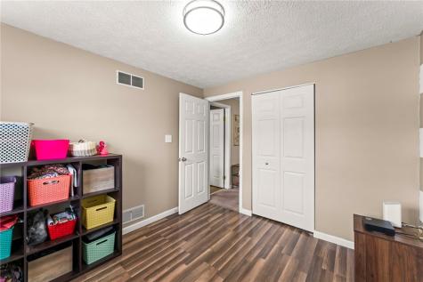 14 Fawnvue Drive Robinson Township PA 15136