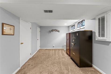 14 Fawnvue Drive Robinson Township PA 15136