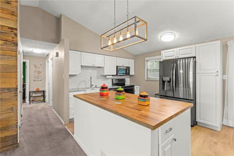 14 Fawnvue Drive Robinson Township PA 15136