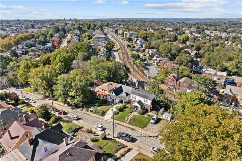 2346 Fremont Place Beechview PA 15216