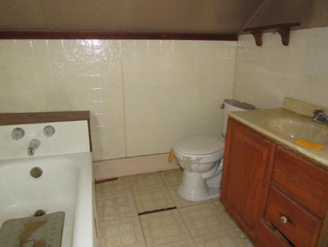 743 Spence Way Mt Pleasant Boro PA 15666
