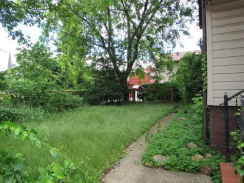 743 Spence Way Mt Pleasant Boro PA 15666