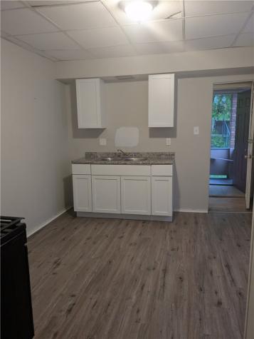 946 Beaver Road Ambridge PA 15003
