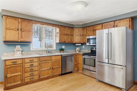 21 W Hillcrest Road Nottingham PA 15330