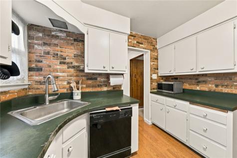 321 Center Avenue Pitcairn PA 15140