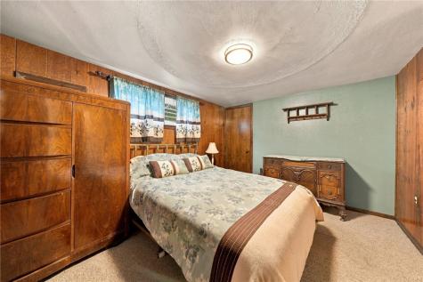 321 Center Avenue Pitcairn PA 15140