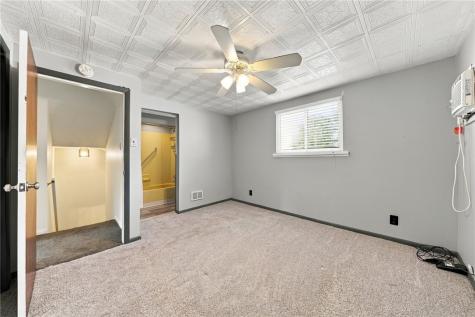 321 Center Avenue Pitcairn PA 15140