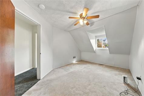 321 Center Avenue Pitcairn PA 15140