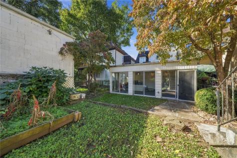 321 Center Avenue Pitcairn PA 15140