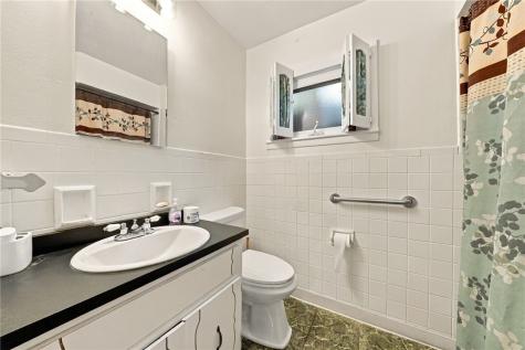 321 Center Avenue Pitcairn PA 15140