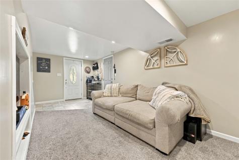 560 Semple Drive North Huntingdon PA 15642