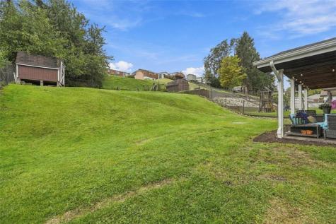 560 Semple Drive North Huntingdon PA 15642